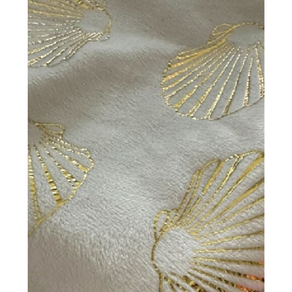 Berkshire Blanket & Home Co Gold Shells Plush Christmas Tree Skirt New - Picture 3 of 5